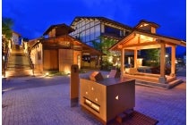 【名古屋駅発】*往復バス+2食付*『信州さくらんぼ狩りと草津温泉(フリー宿泊プラン)』2